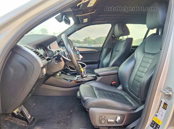 5UXTS3C59KLR73507 2019 BMW X3 Silver Vista interior delantera