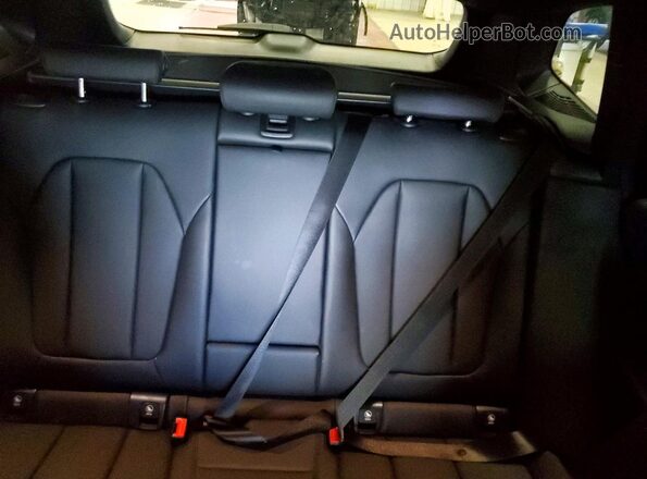 5UXTS3C59KLR74074 2019 BMW X3 Charcoal Rear seats view