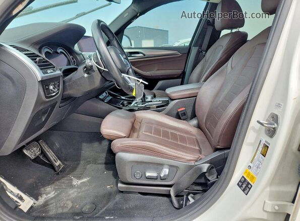 5UXTS3C5XK0Z07176 2019 BMW X3 White Вид салону спереду