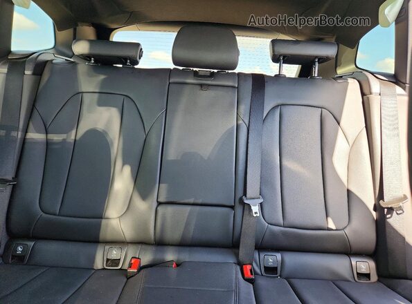 5UXTS3C5XK0Z07789 2019 BMW X3 Silver Вид задніх сидінь