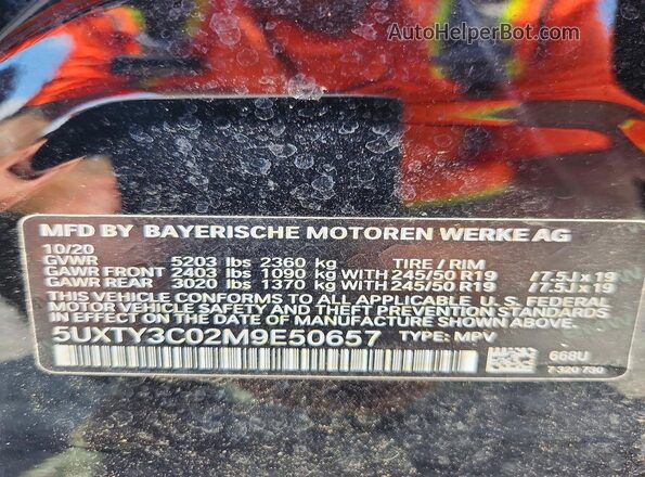 5UXTY3C02M9E50657 2021 BMW X3 Black Панорамний вид салону 360°