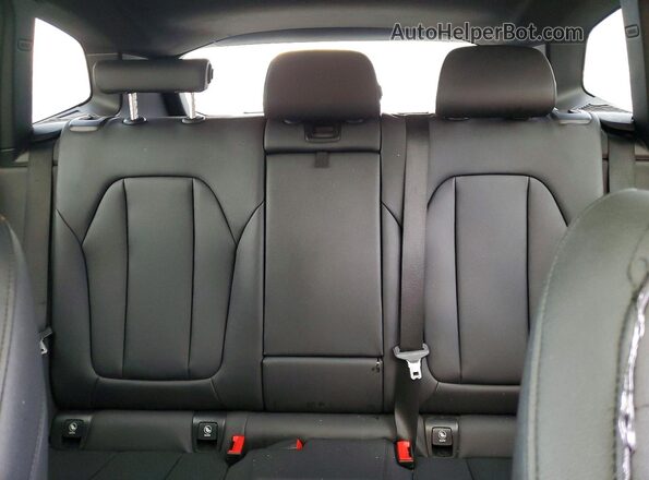 5UXTY3C02M9H42390 2021 BMW X3 Charcoal Հետևի նստատեղերի տեսք