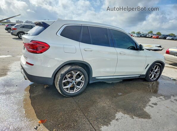 5UXTY3C03M9F57698 2021 BMW X3 White Rear right