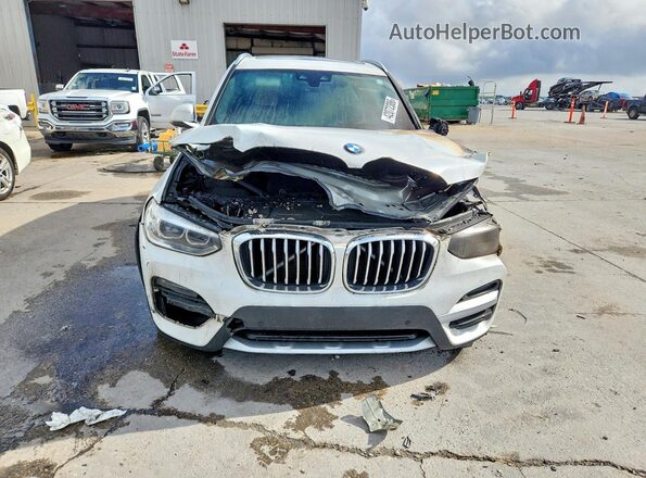 5UXTY3C03M9F57698 2021 BMW X3 White Front view