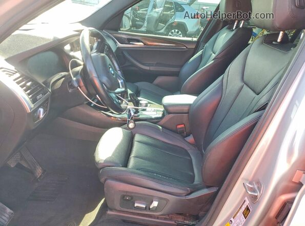 5UXTY3C06LLE55197 2020 BMW X3 Silver Front interior view