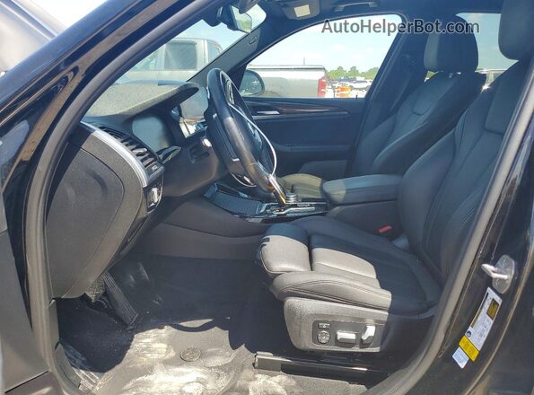 5UXTY3C07M9E63324 2021 BMW X3 Черный Вид салона спереди