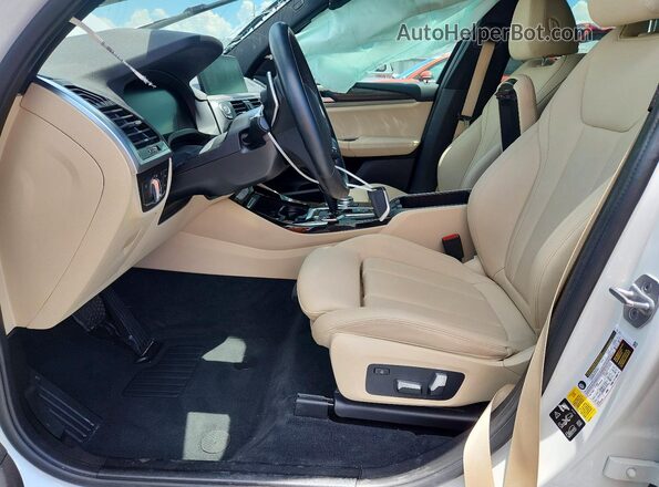 5UXTY5C00M9G26357 2021 BMW X3 White Vista interior delantera
