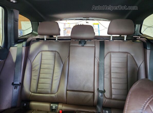 5UXTY5C01L9C07917 2020 BMW X3 White Հետևի նստատեղերի տեսք