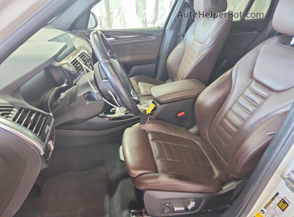 5UXTY5C01L9C07917 2020 BMW X3 White Սալոնի դիմացի տեսք