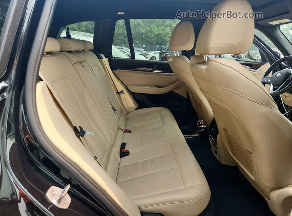 5UXTY5C02M9E84805 2021 BMW X3 Черный Вид задней части салона