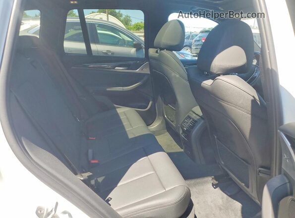 5UXTY5C03L9C60778 2020 BMW X3 White Սալոնի հետևի տեսք