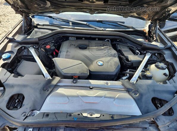 5UXTY5C03L9D10322 2020 BMW X3 Черный Вид задней части салона