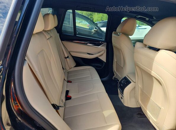 5UXTY5C03L9D10322 2020 BMW X3 Черный Вид задних сидений