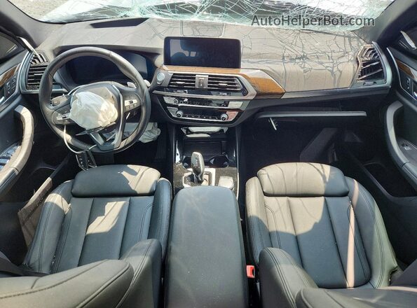 5UXTY5C03M9E27979 2021 BMW X3 Серебряный Вид панели приборов