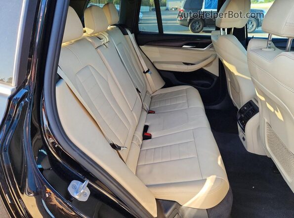 5UXTY5C03M9G15269 2021 BMW X3 Black Вид задньої частини салону