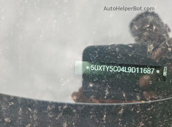 5UXTY5C04L9D11687 2020 BMW X3 Silver ძრავის განყოფილების ხედი