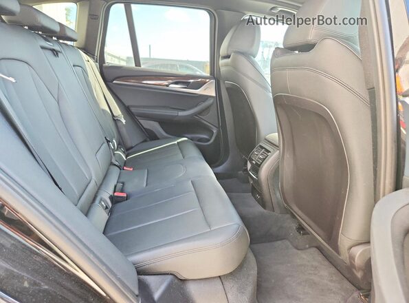 5UXTY5C05LLT38459 2020 BMW X3 Black Вид задньої частини салону