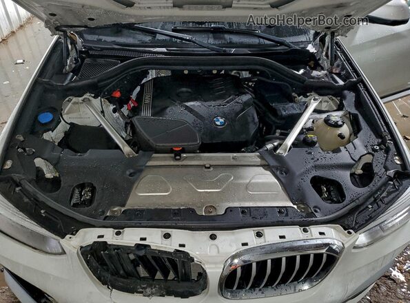 5UXTY5C05M9E81199 2021 BMW X3 White Rear interior view