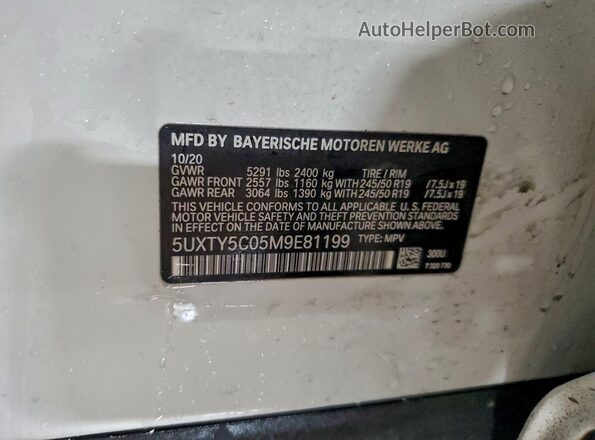 5UXTY5C05M9E81199 2021 BMW X3 White Engine compartment view