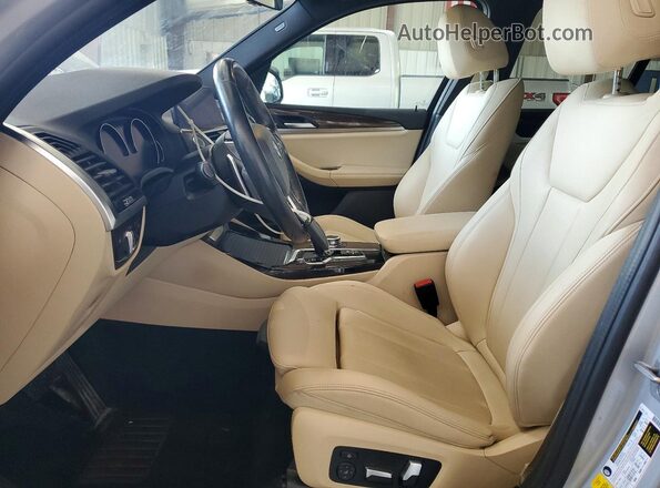5UXTY5C06L9C04009 2020 BMW X3 Silver Vista interior delantera