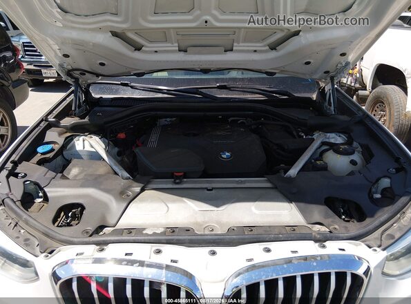 5UXTY5C06L9C63075 2020 BMW X3 White Вид ззаду
