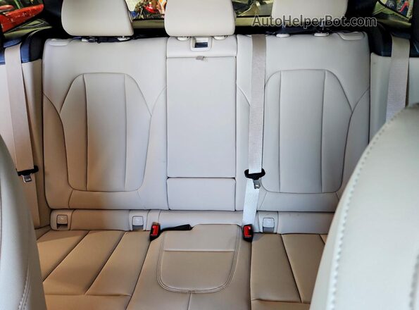 5UXTY5C06L9C92785 2020 BMW X3 Белый Вид задних сидений