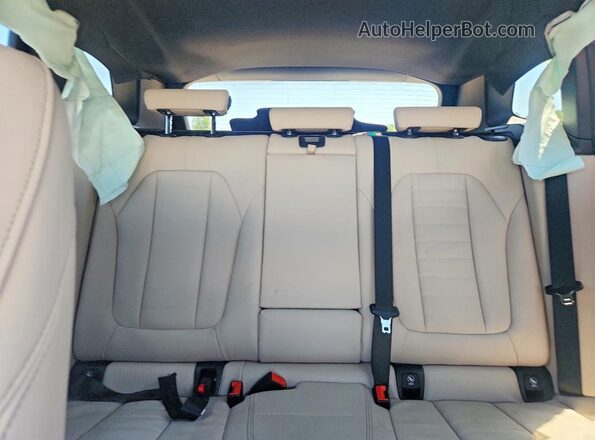 5UXTY5C07M9E14801 2021 BMW X3 Белый Вид задних сидений