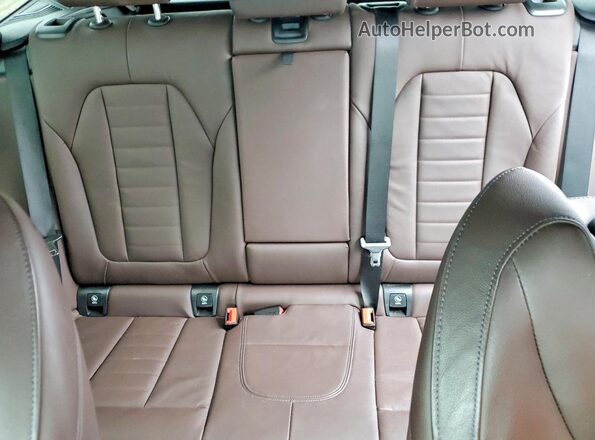 5UXTY5C09L9C68139 2020 BMW X3 White Widok tylnych siedzeń