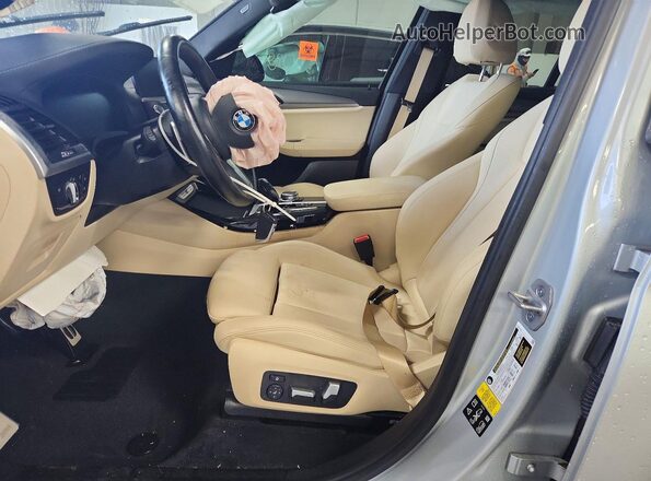 5UXTY9C00M9E27770 2021 BMW X3 Silver Սալոնի դիմացի տեսք