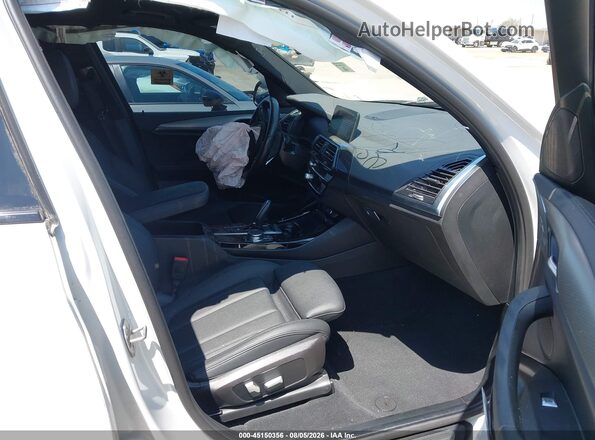 5UXTY9C06M9H12652 2021 BMW X3 White Vista interior delantera