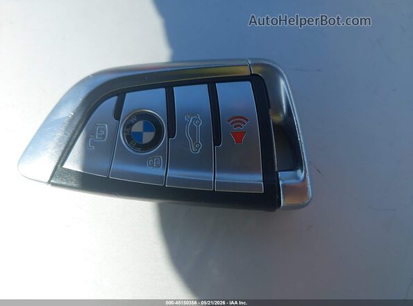 5UXTY9C06M9H12652 2021 BMW X3 White Vista del salpicadero
