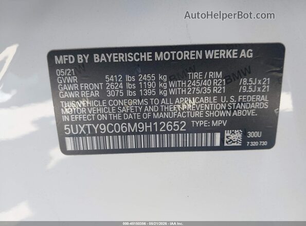 5UXTY9C06M9H12652 2021 BMW X3 White Vista del compartimento del motor