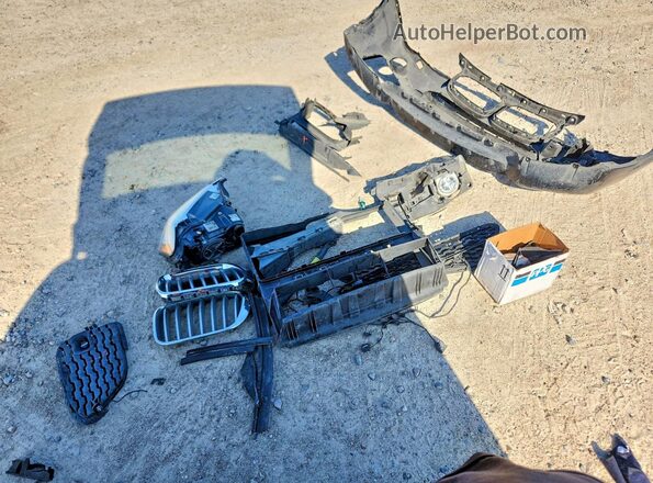 5UXWX7C31H0W39972 2017 BMW X3 Blue Engine compartment view