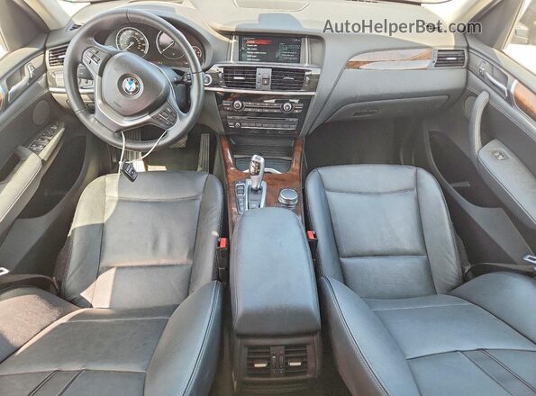 5UXWX7C52H0U39863 2017 BMW X3 Black Widok deski rozdzielczej