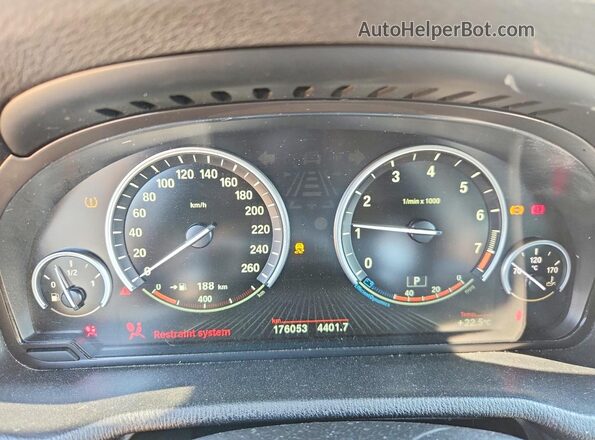 5UXWX7C54G0K37072 2016 BMW X3 White Vista del cuadro de instrumentos