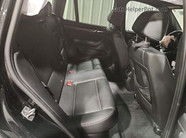 5UXWX7C55G0R16929 2016 BMW X3 Black Vista interior trasera