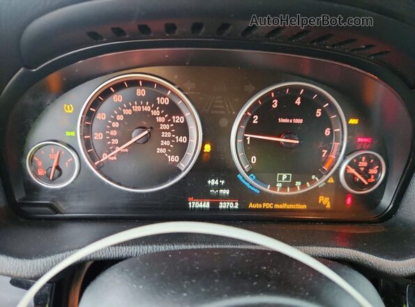 5UXWX9C31H0W71509 2017 BMW X3 White ხელსაწყოთა პანელის ხედი