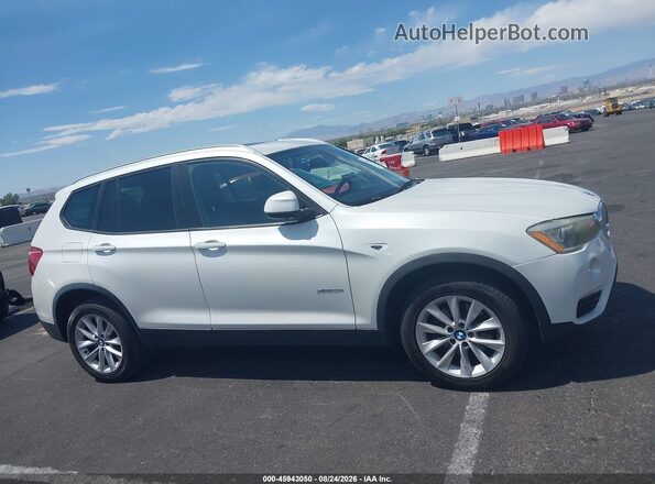 5UXWX9C33H0W69471 2017 BMW X3 White უკანა სალონის ხედი