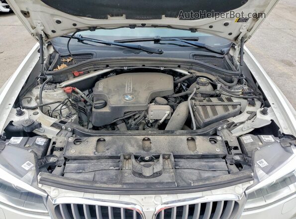 5UXWX9C35H0W75126 2017 BMW X3 White უკანა სალონის ხედი