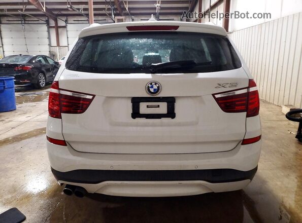 5UXWX9C38H0T22265 2017 BMW X3 White Հետևի տեսք
