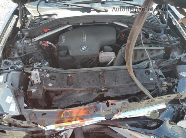 5UXWX9C38H0W79963 2017 BMW X3 Black Vista del compartimento del motor