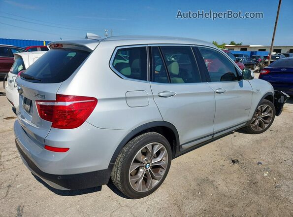 5UXWX9C39H0W71239 2017 BMW X3 Silver Trasero derecho