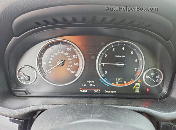 5UXWX9C3XH0W77230 2017 BMW X3 White Вид щитка приладів