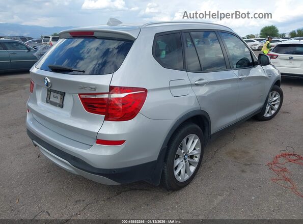 5UXWX9C3XH0W80032 2017 BMW X3 Silver Tył prawy