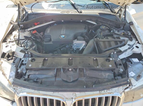 5UXWX9C52G0D91603 2016 BMW X3 Белый Вид задней части салона