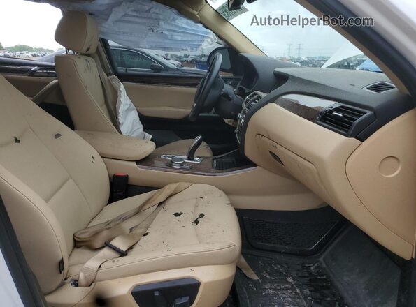 5UXWX9C52H0T06497 2017 BMW X3 White Widok wnętrza z przodu