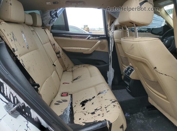 5UXWX9C52H0T06497 2017 BMW X3 White Widok tylnych siedzeń