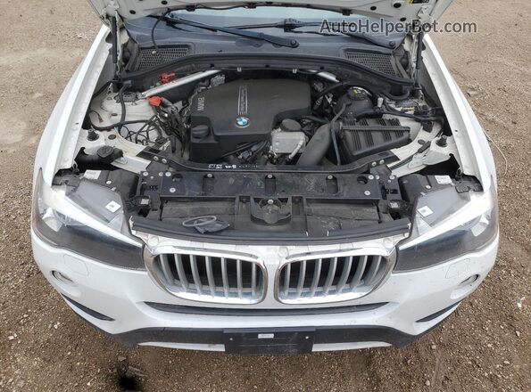 5UXWX9C52H0T06497 2017 BMW X3 White Widok wnętrza z tyłu