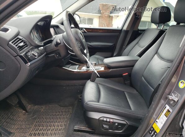 5UXWX9C53G0D66130 2016 BMW X3 Серый Вид салона спереди