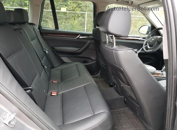 5UXWX9C53G0D66130 2016 BMW X3 Серый Вид задней части салона